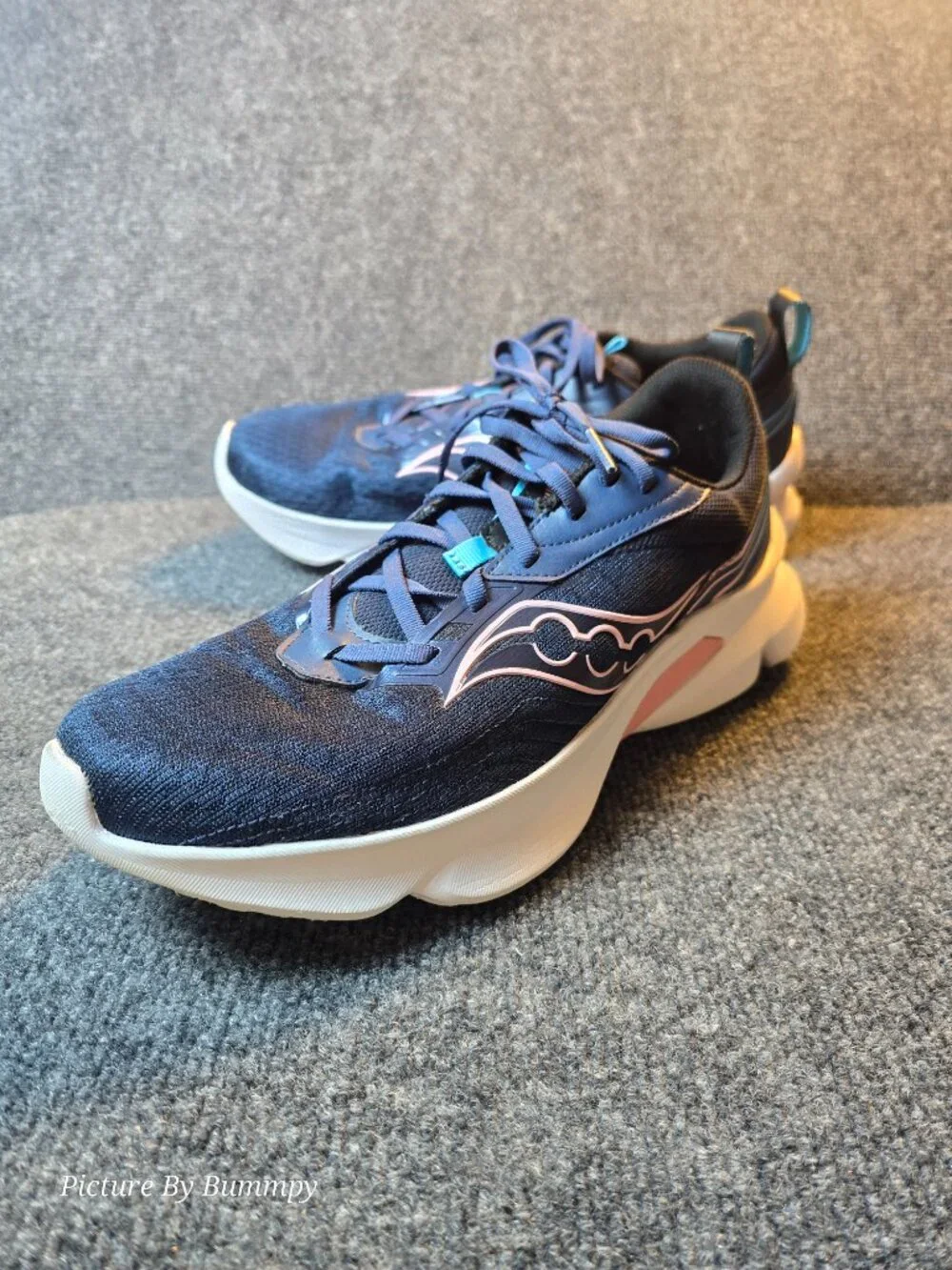 Saucony Women's Odysseus Running Shoes US 11.5